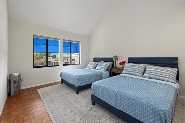 1928 HARBOURSIDE DRIVE 1402, Longboat Key, FL 34228