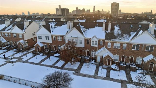 1665 Campau Farms Circle, Detroit, MI 48207