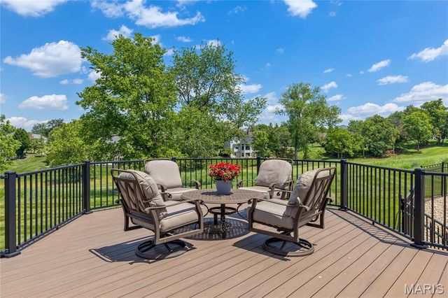 32 Rathfarnum Lane, Weldon Spring, MO 63304