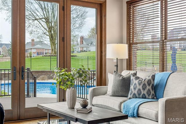 32 Rathfarnum Lane, Weldon Spring, MO 63304