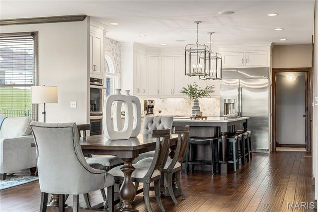 32 Rathfarnum Lane, Weldon Spring, MO 63304