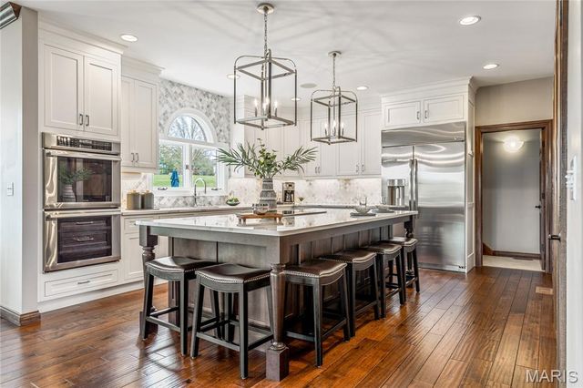 32 Rathfarnum Lane, Weldon Spring, MO 63304