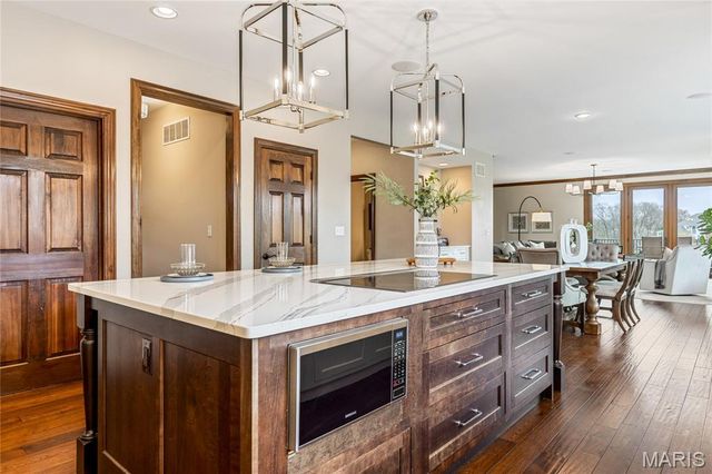 32 Rathfarnum Lane, Weldon Spring, MO 63304