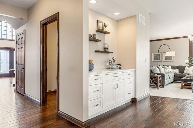 32 Rathfarnum Lane, Weldon Spring, MO 63304