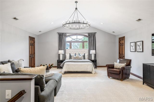 32 Rathfarnum Lane, Weldon Spring, MO 63304