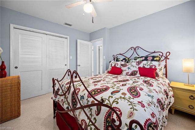 524 S Neponsit DR, Venice, FL 34293