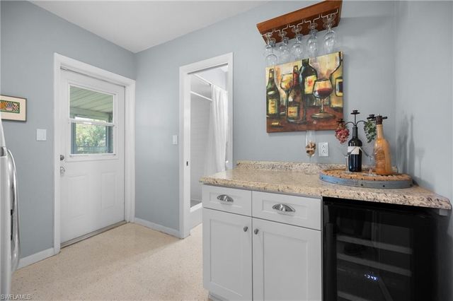 524 S Neponsit DR, Venice, FL 34293