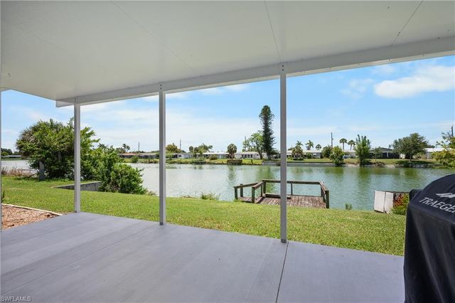 524 S Neponsit DR, Venice, FL 34293