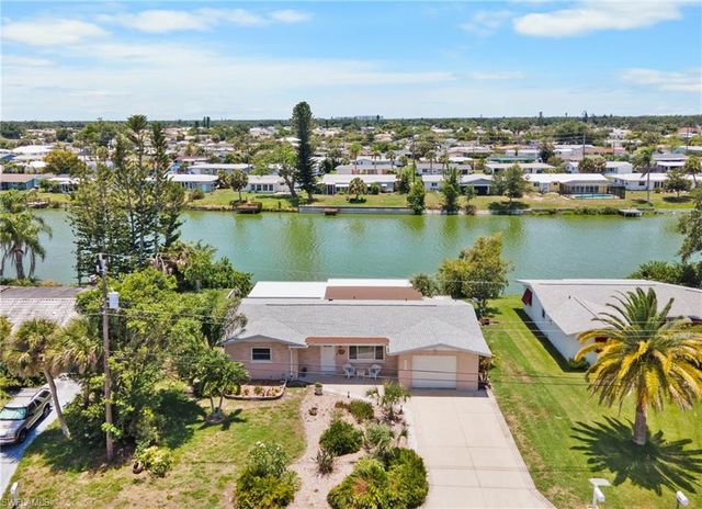 524 S Neponsit DR, Venice, FL 34293