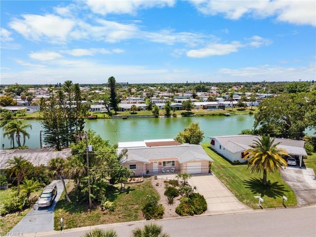 524 S Neponsit DR, Venice, FL 34293