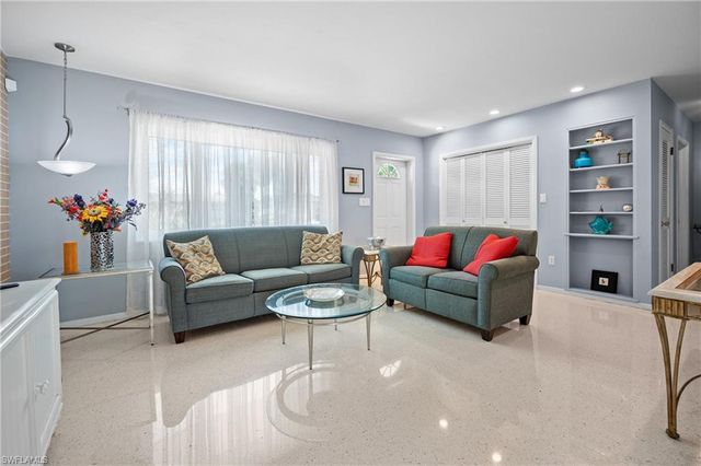 524 S Neponsit DR, Venice, FL 34293