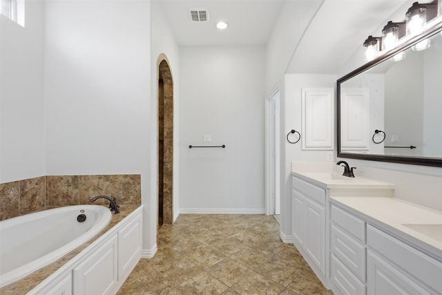 2710 Navajo Road, Corinth, TX 76210