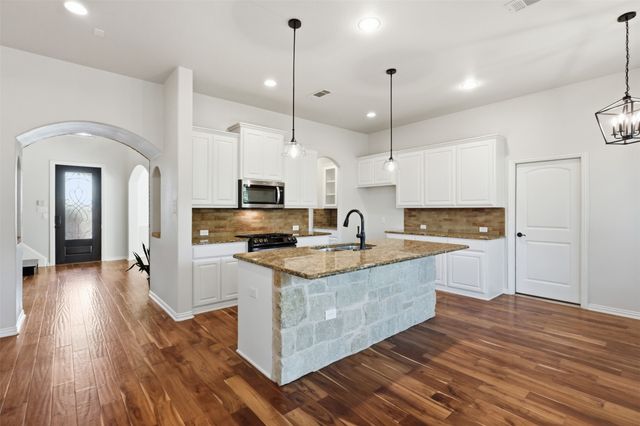 2710 Navajo Road, Corinth, TX 76210