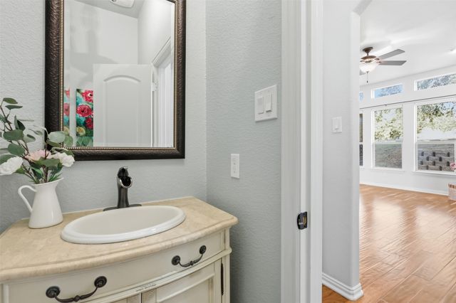 2710 Navajo Road, Corinth, TX 76210