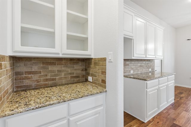 2710 Navajo Road, Corinth, TX 76210