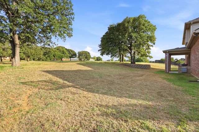 2710 Navajo Road, Corinth, TX 76210