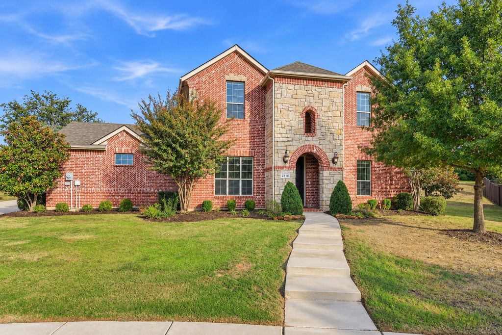 2710 Navajo Road, Corinth, TX 76210 — exterior