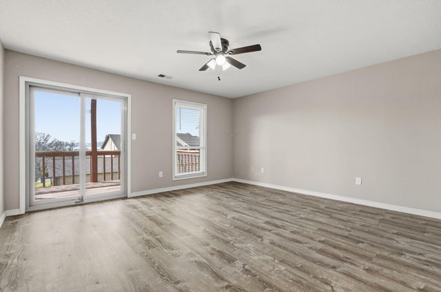 197 Port Drive 3, Kimberling City, MO 65686