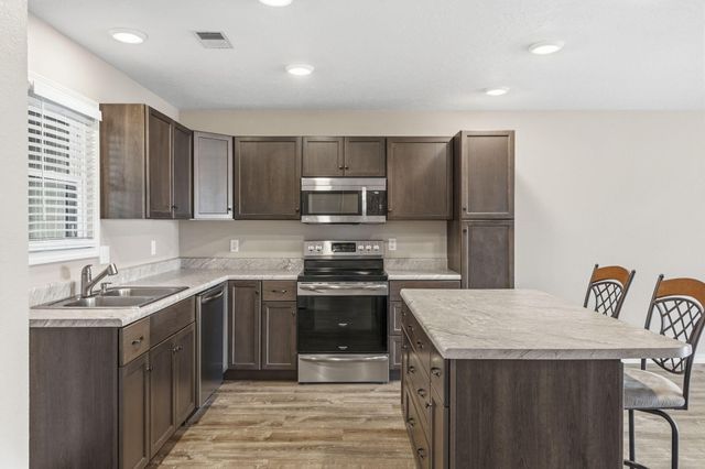 197 Port Drive 3, Kimberling City, MO 65686