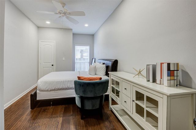 921 Kern Street, Houston, TX 77009