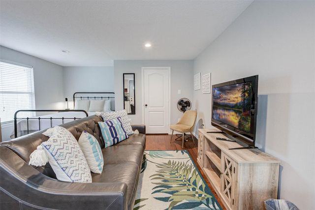 921 Kern Street, Houston, TX 77009