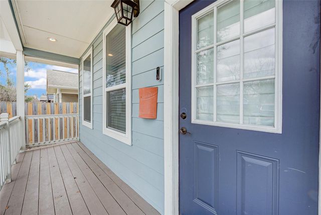 921 Kern Street, Houston, TX 77009