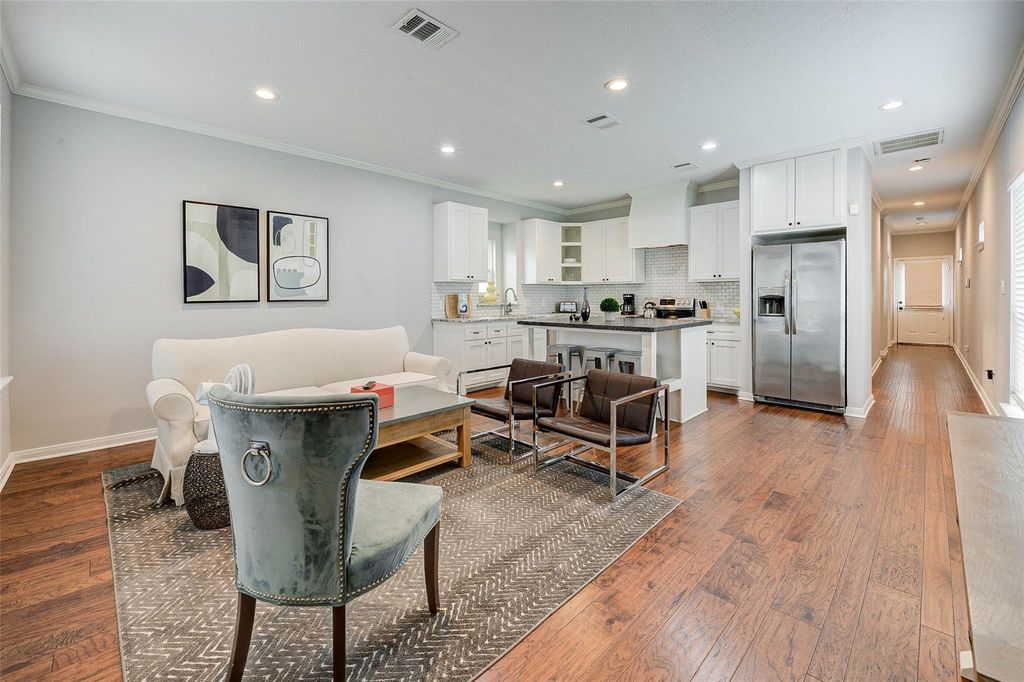 921 Kern Street, Houston, TX 77009