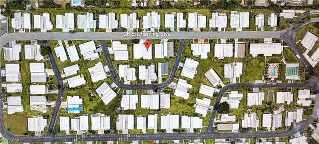 26 Enchanting BLVD, Naples, FL 34112