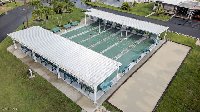 26 Enchanting BLVD, Naples, FL 34112