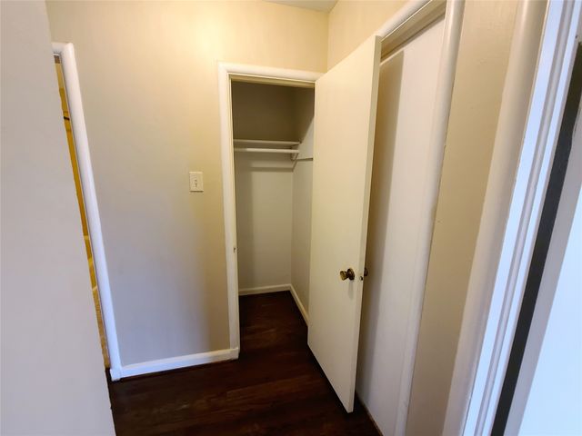 9867 Carnegie Place, Dallas, TX 75228