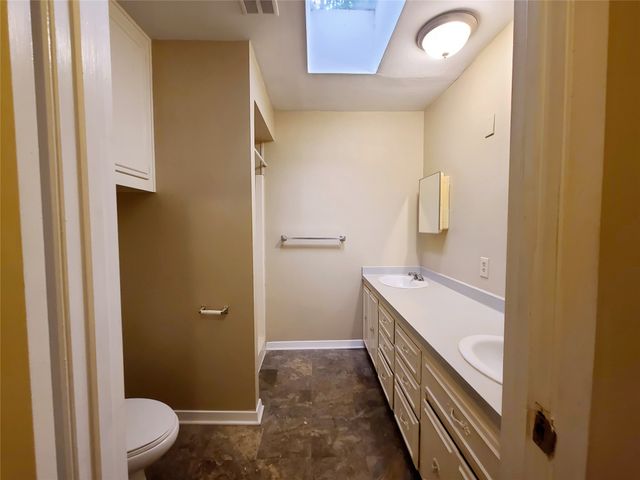 9867 Carnegie Place, Dallas, TX 75228