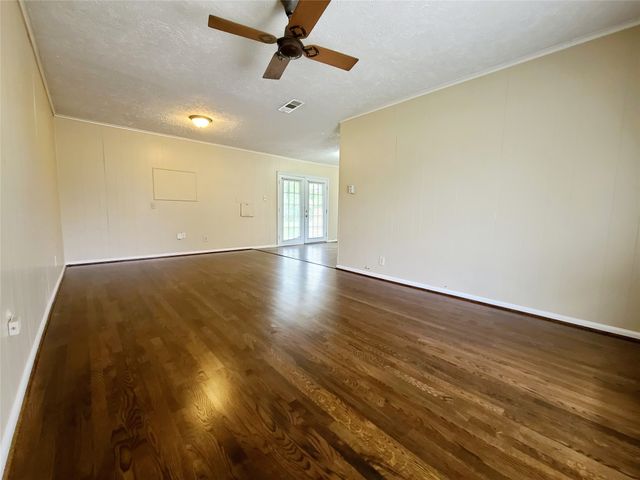 9867 Carnegie Place, Dallas, TX 75228