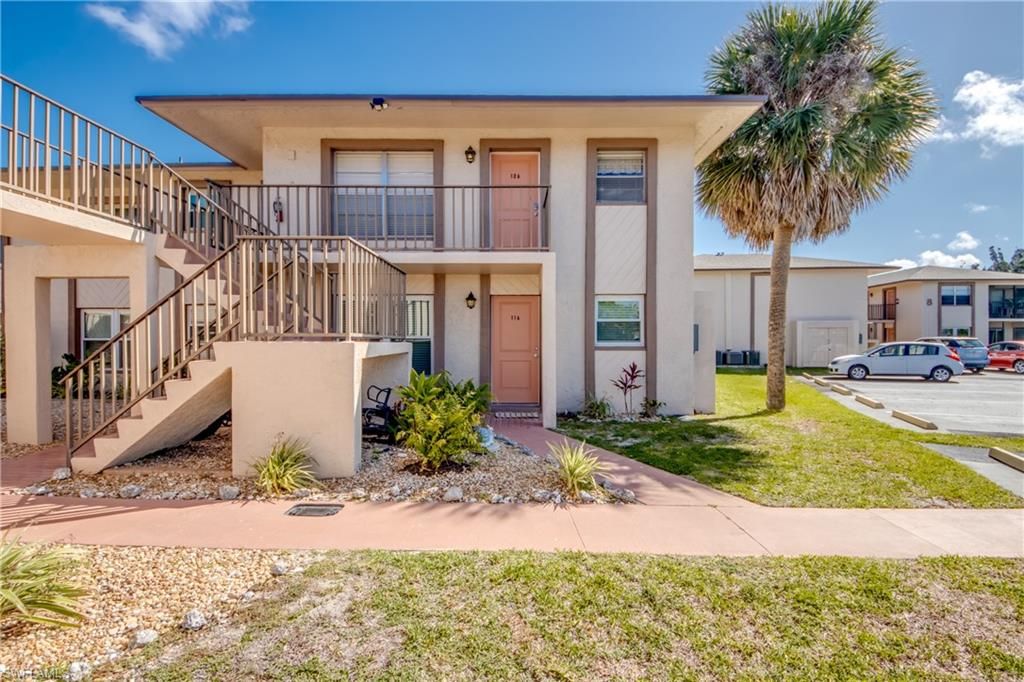 16881 Davis RD 116, FORT MYERS, FL 33908 — exterior