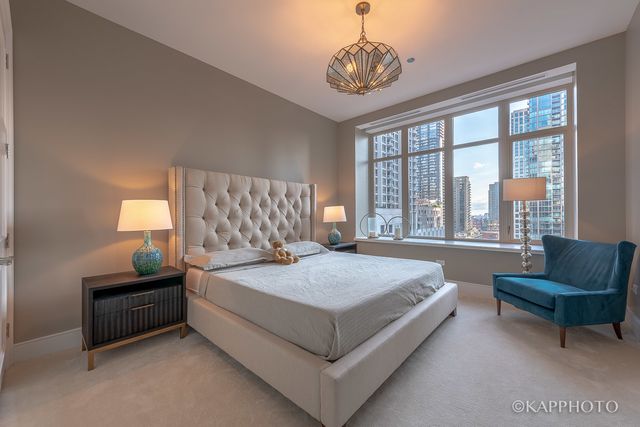 118 E Erie Street 15A, Chicago, IL 60611