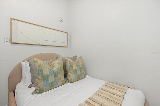 307 SAN SEBASTIAN 2-B, San Juan, PR 00901