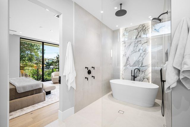 810 Andrews Avenue, Delray Beach, FL 33483