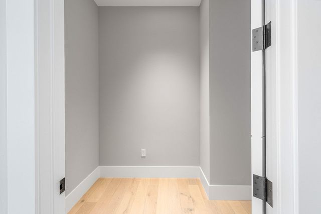 810 Andrews Avenue, Delray Beach, FL 33483