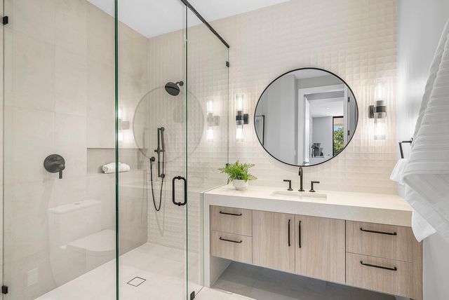 810 Andrews Avenue, Delray Beach, FL 33483