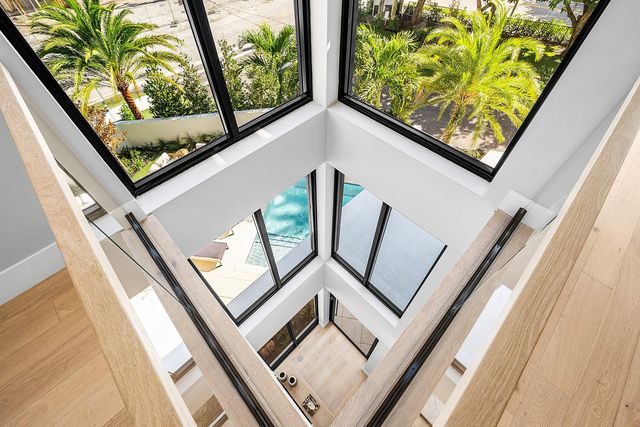 810 Andrews Avenue, Delray Beach, FL 33483