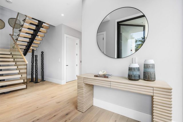 810 Andrews Avenue, Delray Beach, FL 33483