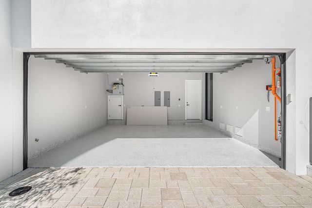 810 Andrews Avenue, Delray Beach, FL 33483