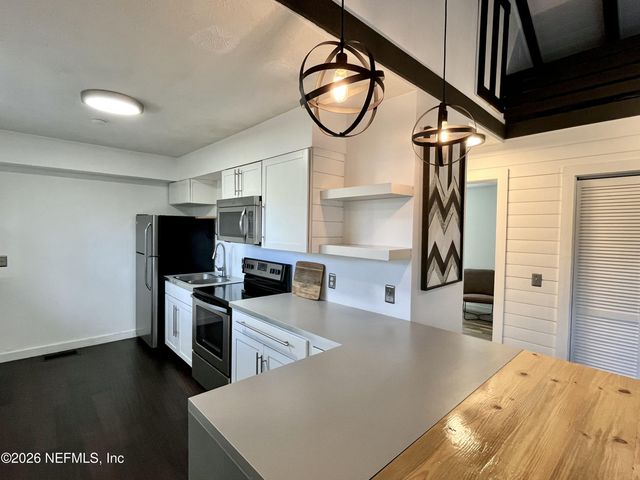 3453 PEMBERTON Street, Jacksonville, FL 32224