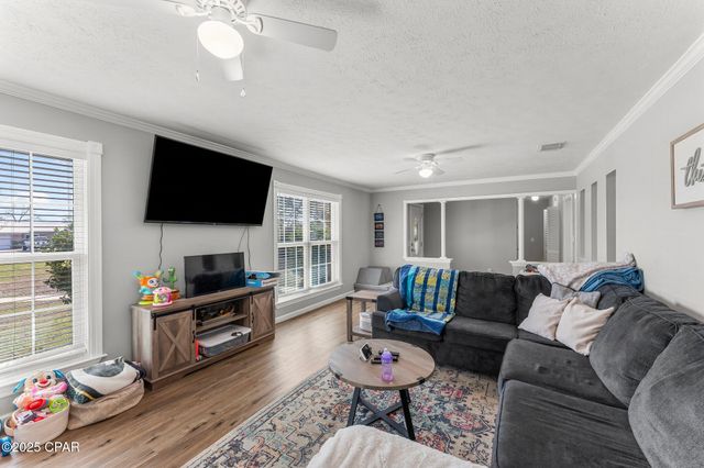 1018 S Kimbrel Avenue, Panama City, FL 32404