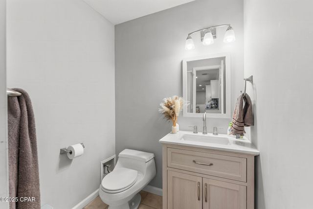 1018 S Kimbrel Avenue, Panama City, FL 32404