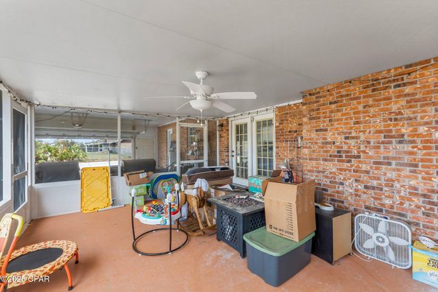 1018 S Kimbrel Avenue, Panama City, FL 32404