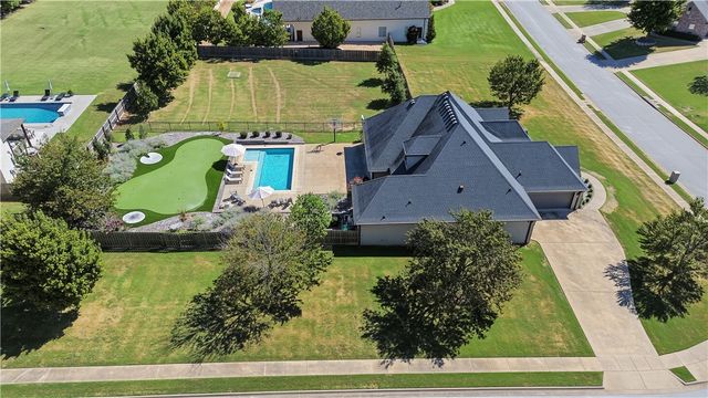 1474 Asbury Lane, Tontitown, AR 72762
