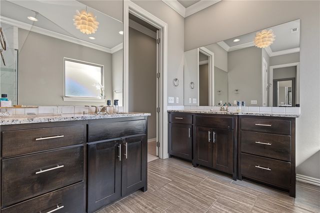 1474 Asbury Lane, Tontitown, AR 72762