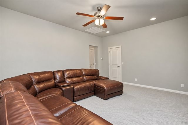 1474 Asbury Lane, Tontitown, AR 72762