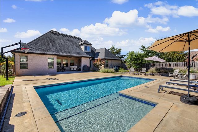 1474 Asbury Lane, Tontitown, AR 72762