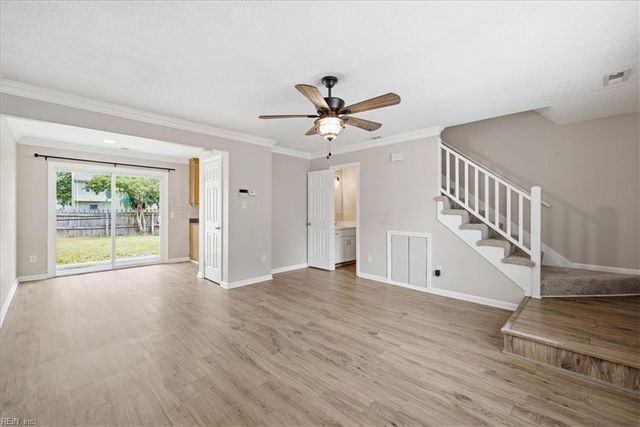 918 Seabreeze CT, Chesapeake, VA 23320